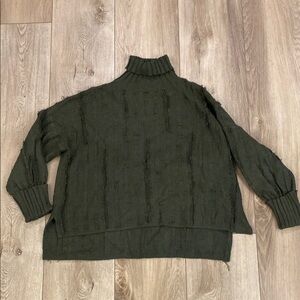 Gilli Green Turtleneck Sweater